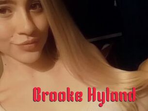 Brooke_Hyland