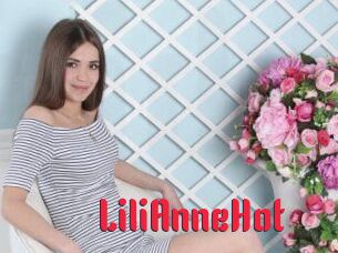 LiliAnneHot