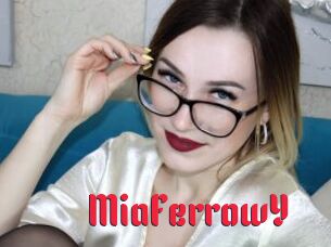 MiaFerrowY