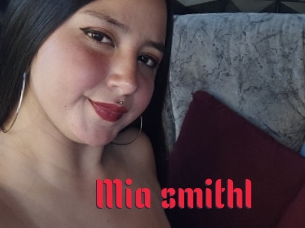 Mia_smithl