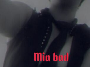 Mia_bad