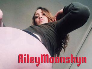 RileyMoonshyn